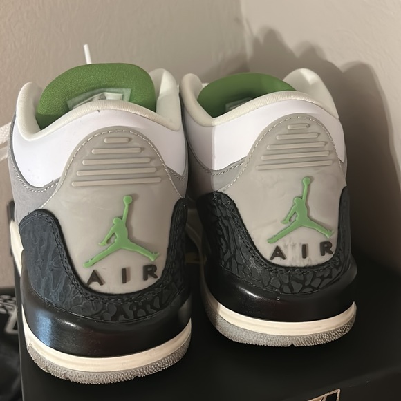 Retro 3 - Picture 2 of 3